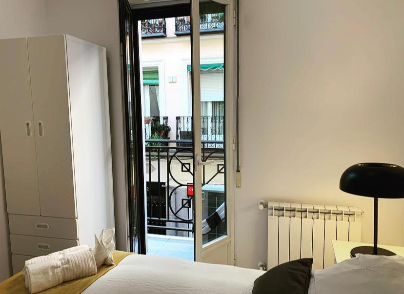 Apartamento Apartamento VIP III en Madrid Centro Exterior foto